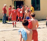 Młodzi piłkarze z Tucznawy zyskają nowe zaplecze sportowe. Będą grać z seniorami