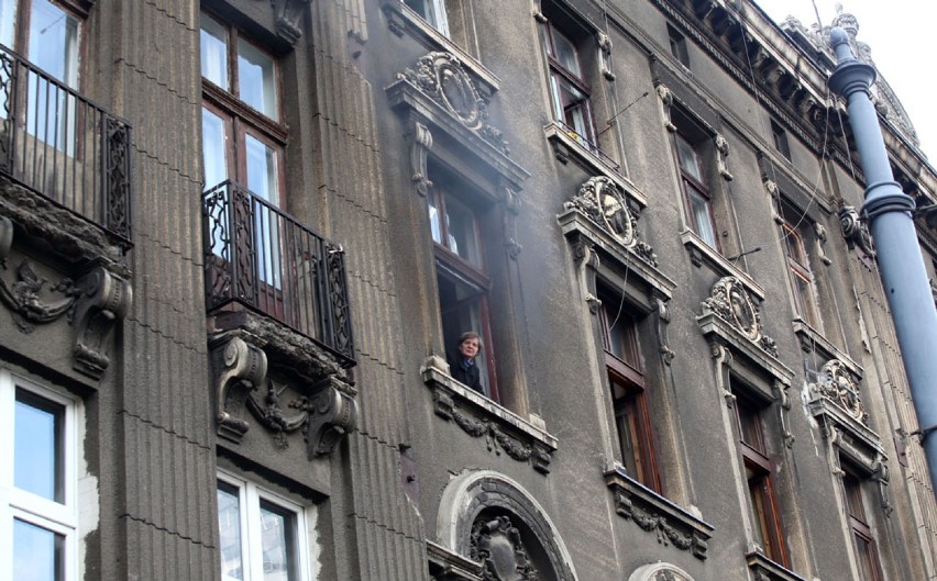 Pożar kamienicy na Piotrkowskiej w Łodzi