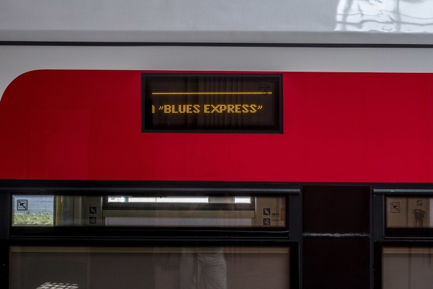 Blues Express wyruszył w sobotę wczesnym popołudniem z...