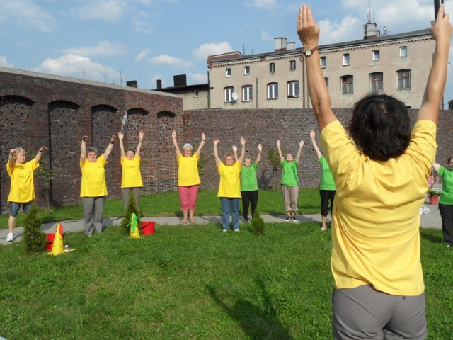 Seniorzy wzięli dziś udział w konkurencjach sportowych