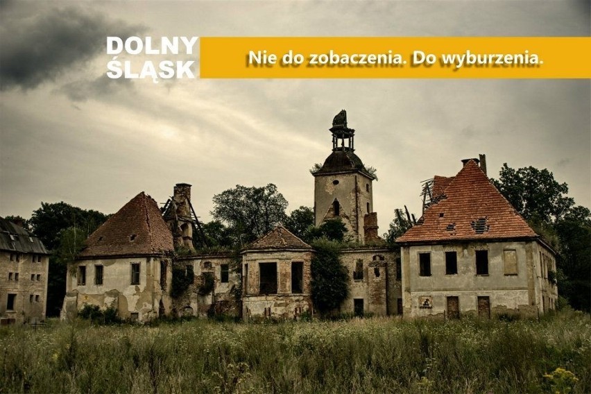 Ruiny barokowego pałacu w miejscowości Żarska Wieś (powiat...
