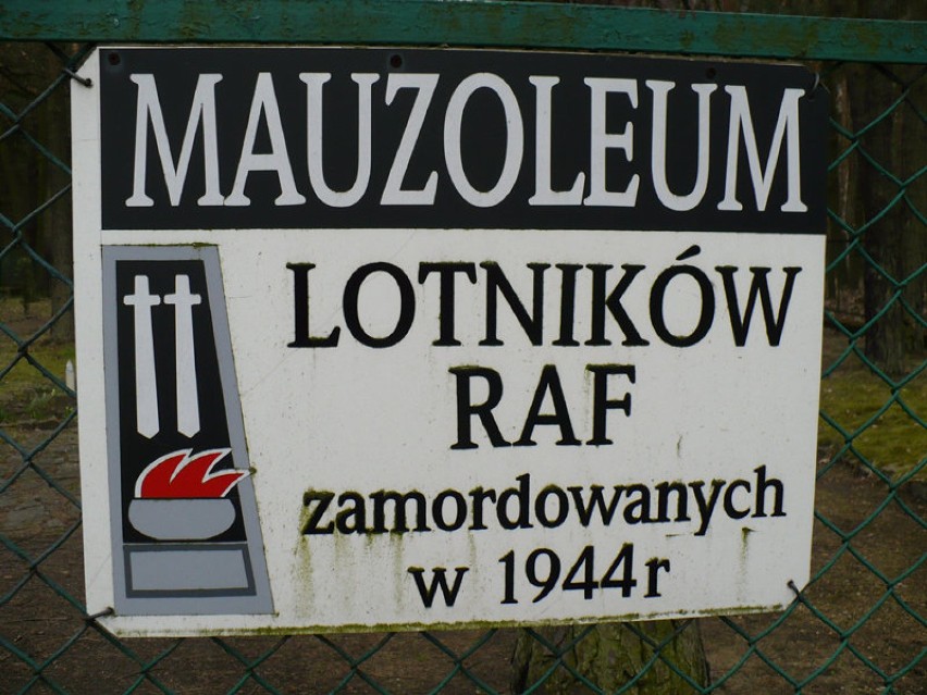 Mauzoleum Lotników RAF zamordowanych w 1944 r.