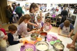 "Arkadia na widelcu" - darmowe warsztaty kulinarne dla dzieci w centrum handlowym [ZDJĘCIA, WIDEO]