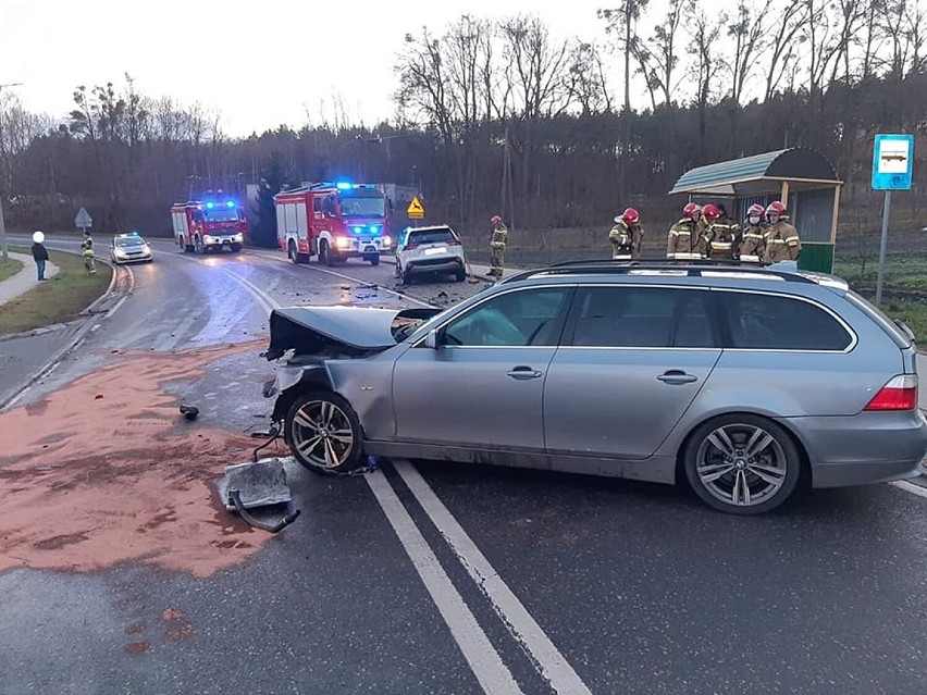 Do zderzenia bmw i toyoty doszło na łuku drogi krajowej nr...