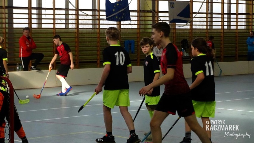 Młodzicy Juniora Kębłowo zajęli drugie miejsce podczas pierwszego turnieju eliminacyjnego w  ramach Wielkopolskiej Ligi Unihokeja
