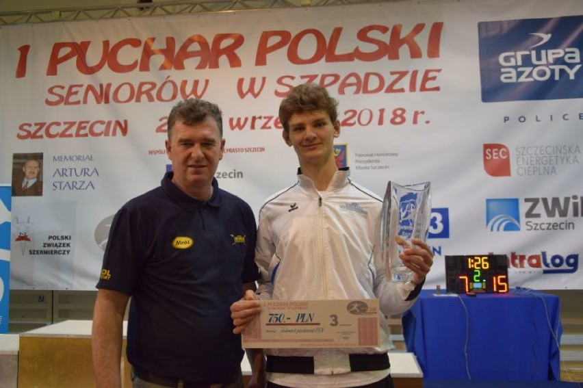 Wojcech Kolańczyk z trenerem Leszkiem Drobińskim