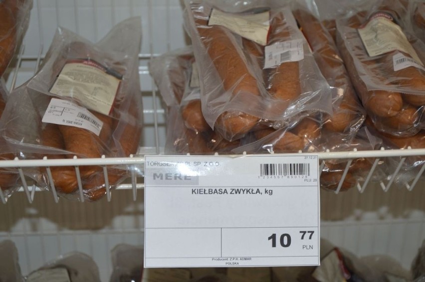 Ile mięsa w mięsie? Sprawdziliśmy ceny i skład wędlin w rosyjskim dyskoncie Mere w Skarżysku (ZDJĘCIA)