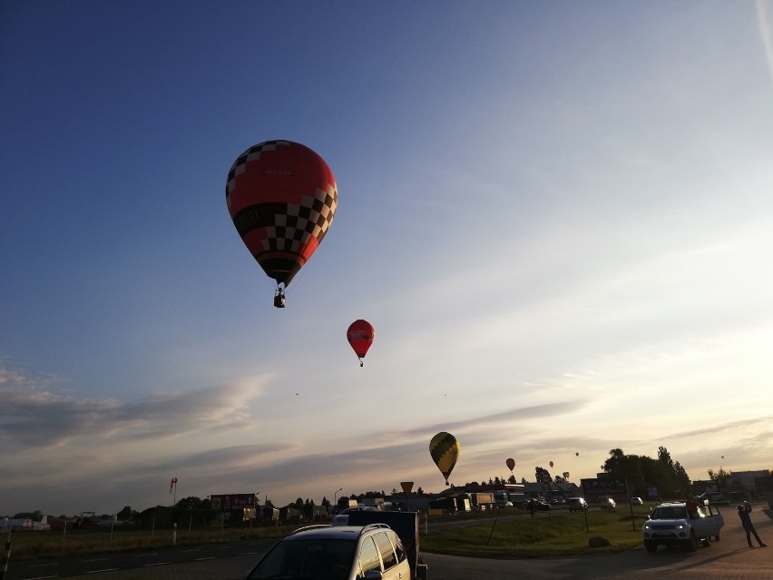 Leszno, Tarnów. Mateusz Rękas prowadzi w balonowych mistrzostwach Polski [ZDJĘCIA]