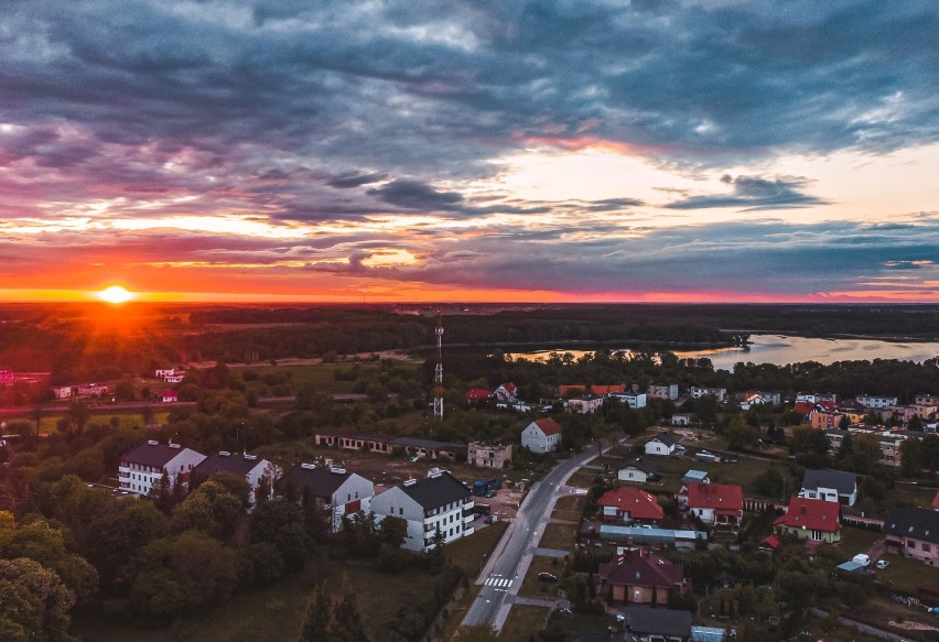 Fotograficzna pasja Kaspra Grzegorzewskiego ze Skoków. Uwiecznia powiat wągrowiecki na zdjęciach 