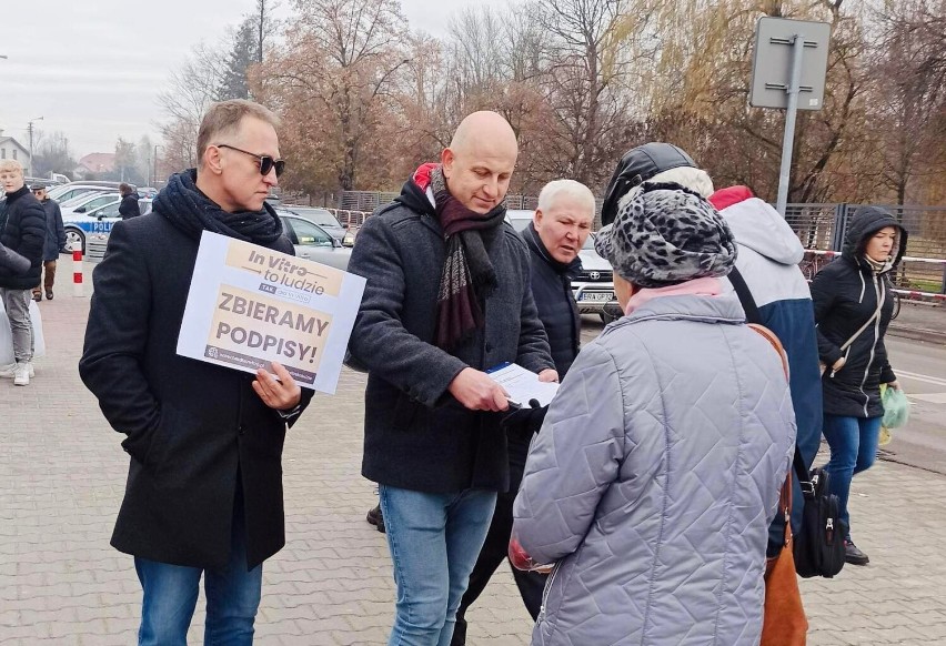 Radomsko. Koalicja Obywatelska zbiera podpisy pod projektem ustawy "TAK dla in vitro"