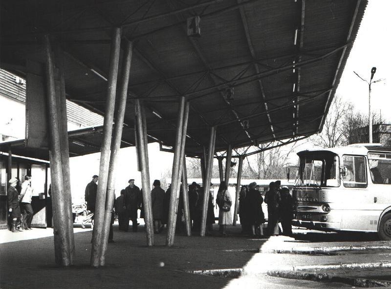 Pierwszy dworzec PKS w Poznaniu został zbudowany w 1932 roku...