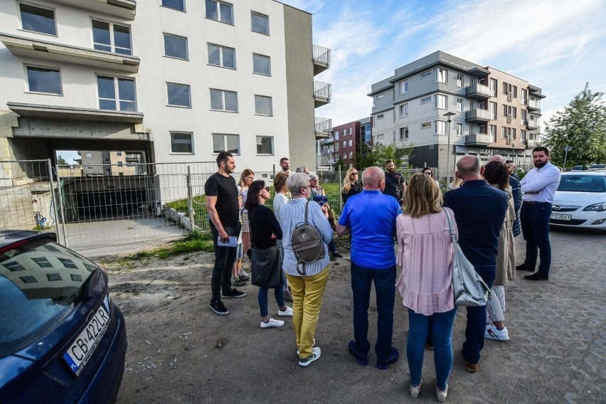 Klienci spółki deweloperskiej zapłacili za mieszkania, ale...