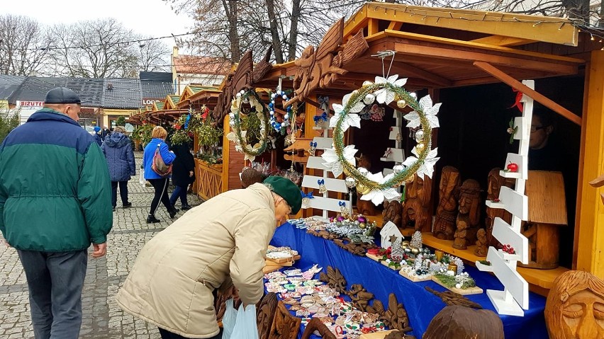 Co można kupić na Jarmarku Bożonarodzeniowym w Kraśniku? Sprawdź i zobacz galerię zdjęć