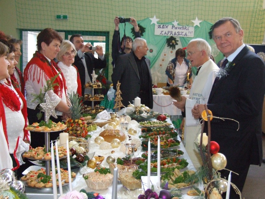 Panie z Koła Gospodyń Wiejskich z Miedźna pokazały wigilijny stół