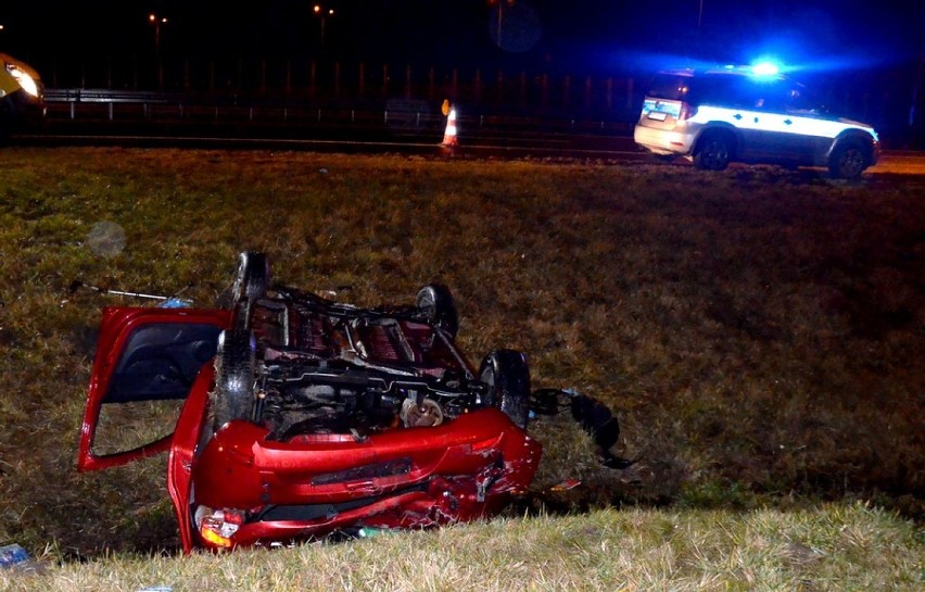 Śmiertelny wypadek na autostradzie A1. Wjechała w barierkę...