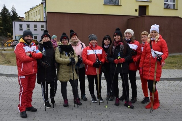Już po raz trzeci w Sandomierzu odbędzie się Dzień Kobiet na Sportowo.  Do wspólnego marszu z kijami zaprasza stowarzyszenie KGW Chwałowianki, Aktywni dla Słupczy oraz  sandomierska grupa Stowarzyszenia Nordic Walking.