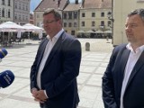 Euro Wybory 2024 w Tarnowie. Eksminister Michał Wójcik rozpoczął kampanię na Rynku w Tarnowie