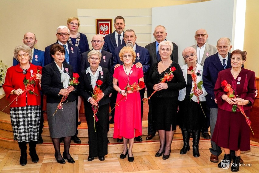 Złote Gody w Kielcach. Piękny jubileusz świętowało 28 par. Zobacz zdjęcia