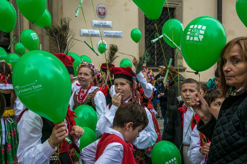 Marsz Nadziei i Życia przeszedł ulicami Krakowa [ZDJĘCIA, WIDEO]