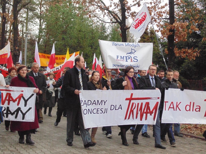 Kilkaset osób uczestniczyło w niedzielnym marszu "Obudź się...