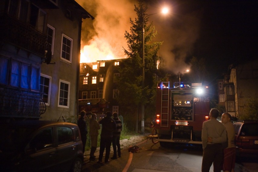 Gdańsk: Pożar pustostanu przy ul. Wroniej. Nie żyje jedna osoba