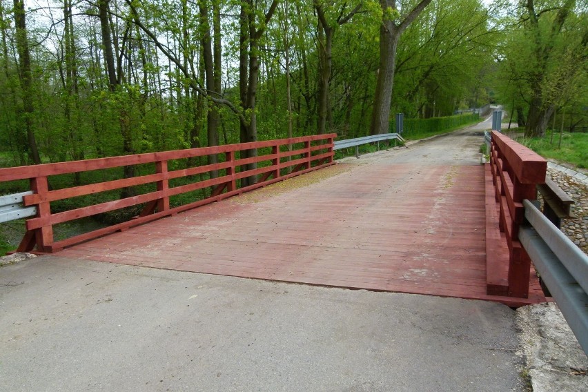 Drewniany most w Lisowicach ma być podświetlany. Powstaje jego nowy projekt
