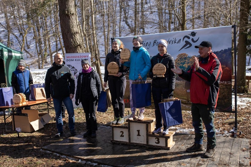 Zimowy Bieg Beskidnika w Foluszu. Szlakami Magurskiego Parku Narodowego