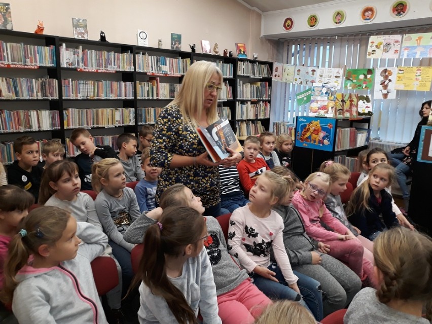 Grodziska Biblioteka Publiczna gościła Agnieszkę Frączek - znaną i cenioną autorkę książek dla dzieci  [ZDJĘCIA]