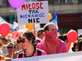 Marsz Równości i kontrmanifestacja NOP: nie obeszło się bez przepychanek