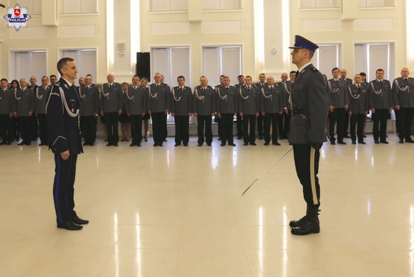 Nowi policjanci lubelskiego garnizonu. Zobacz zdjęcia i film ze ślubowania 