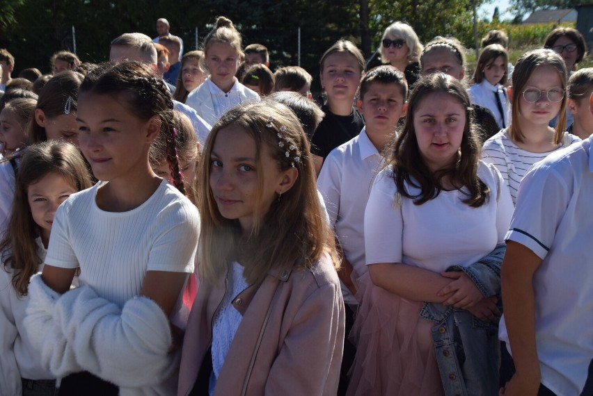 Jankowo Dolne z nowym budynkiem szkolno-przedszkolnym