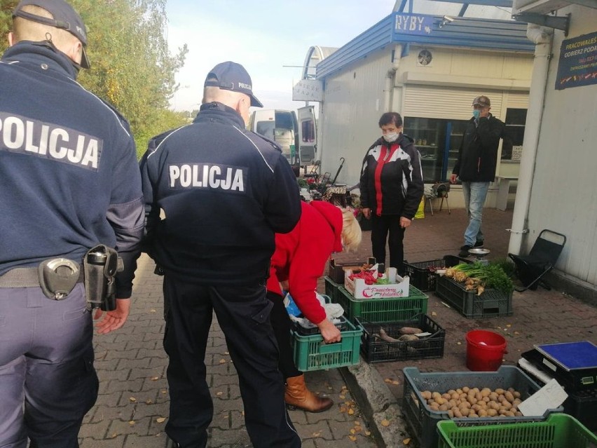 Piotrków w czerwonej strefie: Ponad 40 mandatów za brak...