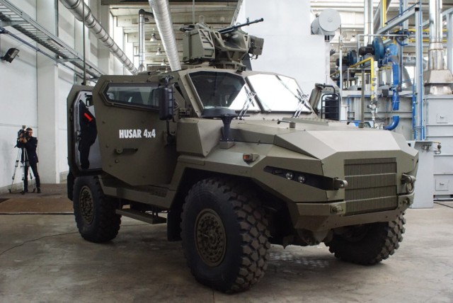 W 2017 roku Cegielski proponował dla wojska produkcję w kooperacji z czeską Tatrą taktycznych pojazdów wysokiej mobilności Husar 4x4