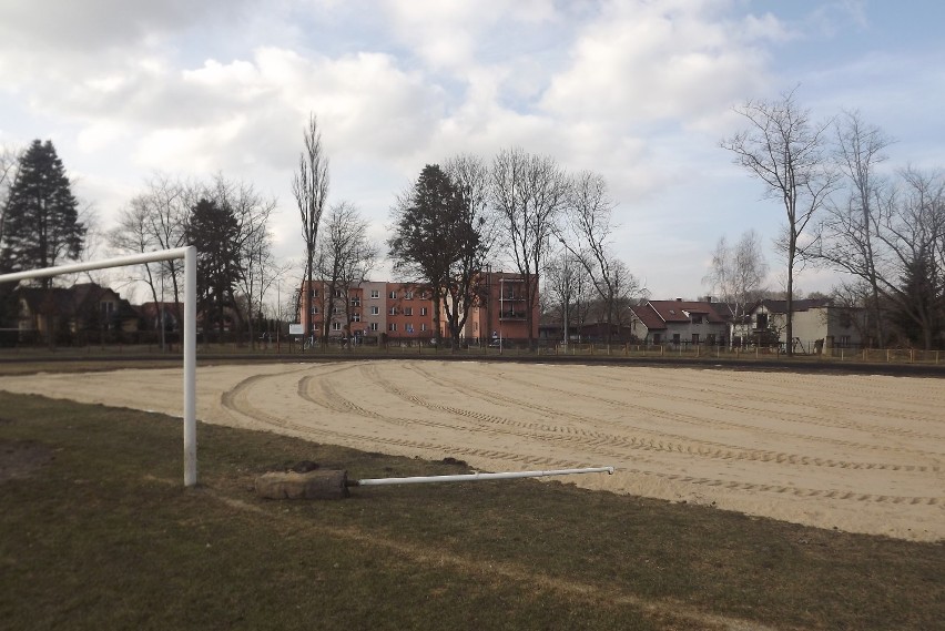 W Ośrodku Sportu i Rekreacji w Golubiu-Dobrzyniu powstaje kompleks do różnych gier na piasku