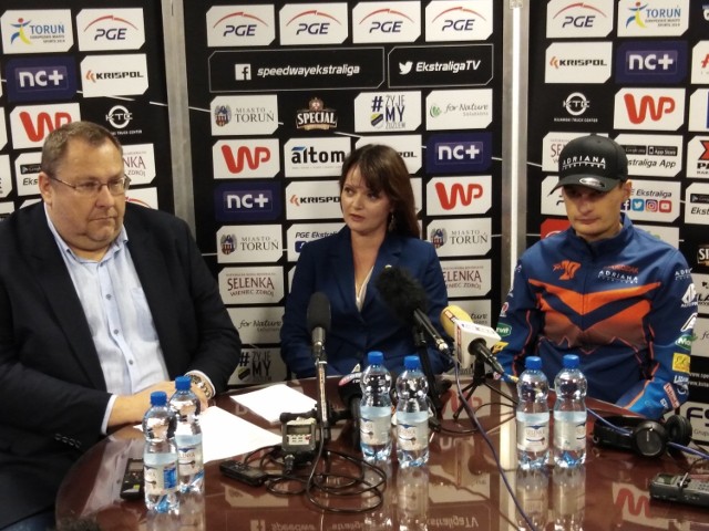 Właściciel Przemysław Termiński oficjalnie poinformował, że drużyna żużlowców wraca do nazwy „Apator” i podał skład zespołu. W konferencji, oprócz Przemysława Termińskiego, wzięli udział prezes klubu Ilona Termińska oraz Adrian Miedziński.