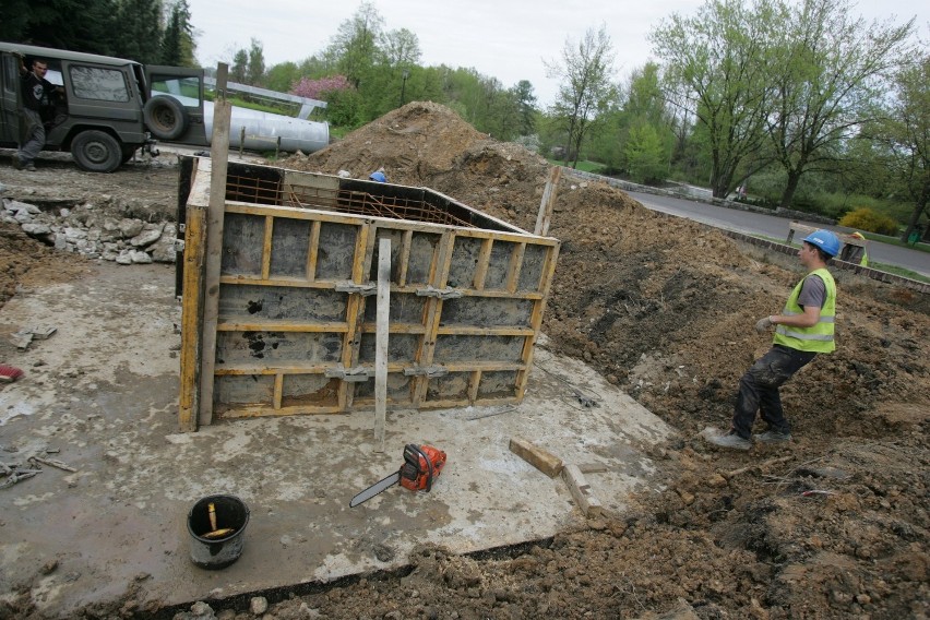Na budowie Elki w Chorzowie pracuje obecnie ok. 80...