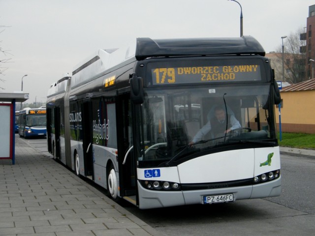 Pasażerowie autobusu 304 chcą, by linię tę obsługiwały tego typu pojazdy