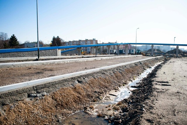 Część Trasy Wolbromskiej budowana jest w tej chwili w ramach inwestycji przy linii tramwajowej do Górki Narodowej