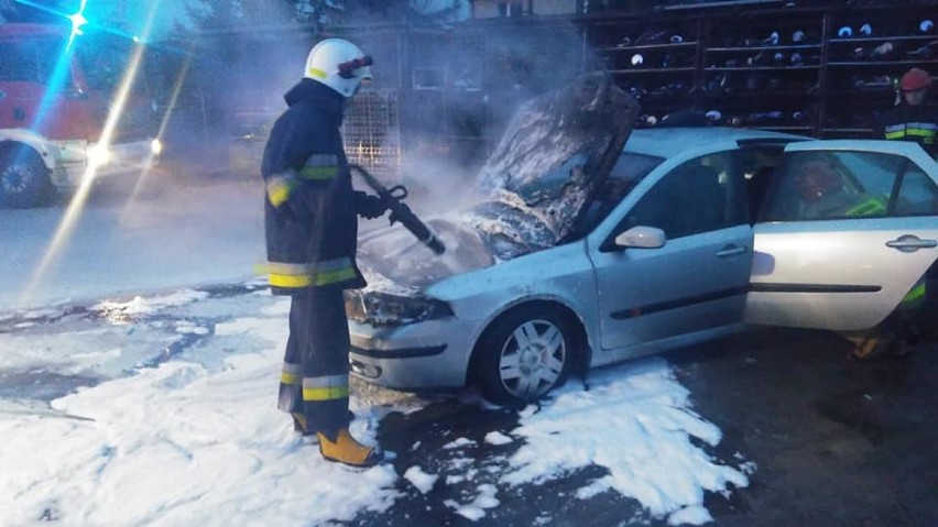 Pożar auta w Raszkowie