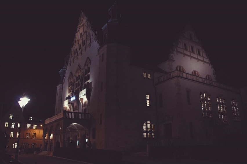 Największe budynki w Poznaniu podświetlą na fioletowo