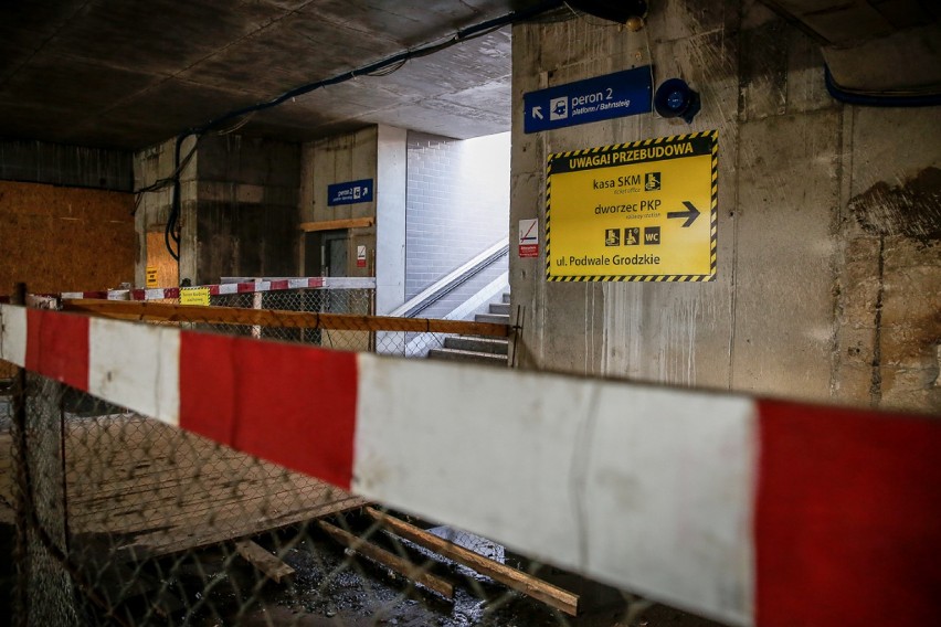 Remont dworca Gdańsk Główny. Zamknięty tunel do dworca PKS [zdjęcia]