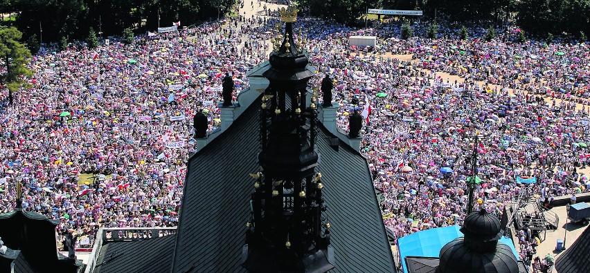 We mszy świętej uczestniczyło kilkadziesiąt tysięcy osób
