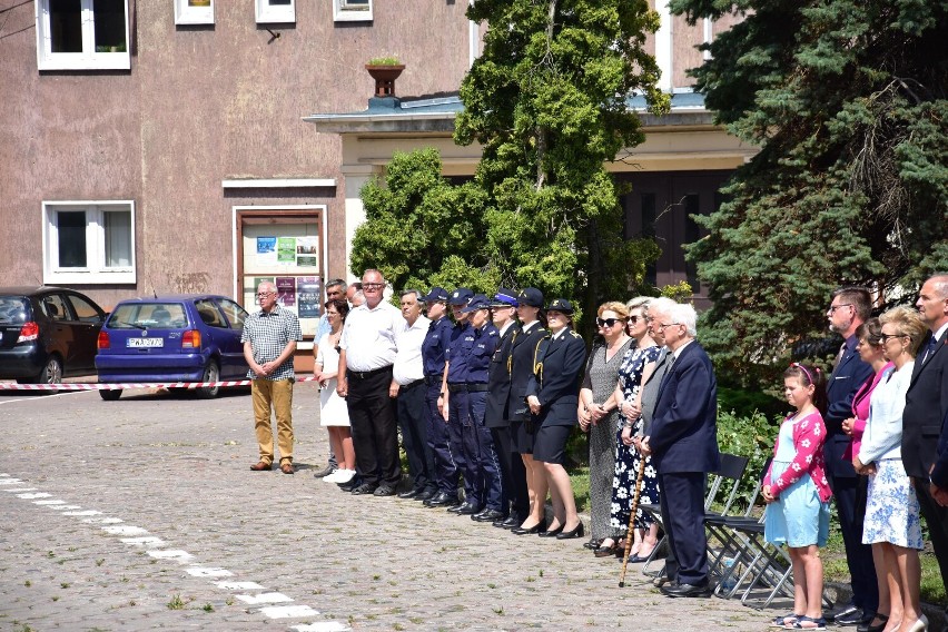 Po złożeniu kwiatów przy pomniku Polskiego Państwa...