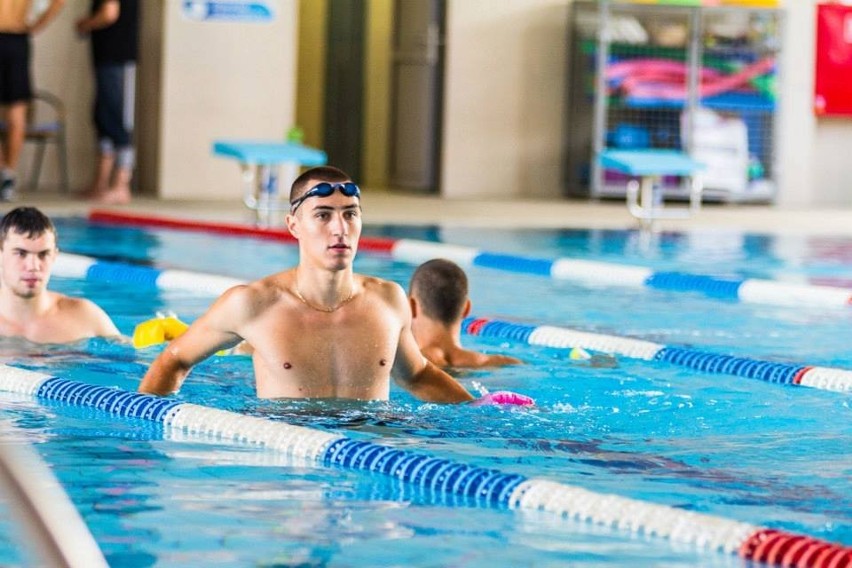 Jastrzębski Węgiel: Siatkarze trenowali na basenie ZDJĘCIA