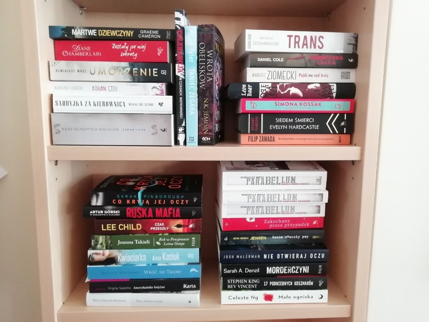 Nowe książki w Miejskiej Bibliotece Publicznej w Wejherowie. Sprawdź jakie nowości trafiły na półki [ZDJĘCIA]