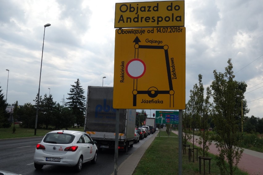 Kolejne remonty dróg w Łodzi. Od niedzieli zamknięty fragment Rokicińskiej 