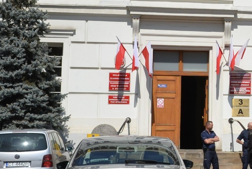 Alarm bombowy w Urzędzie Wojewódzkim w Bydgoszczy