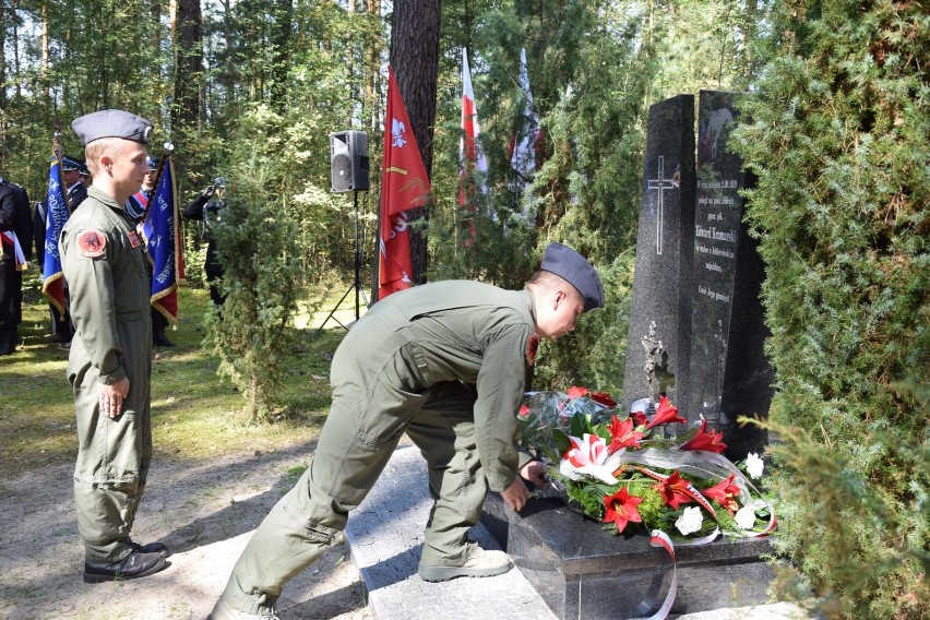 Odsłonięcie pomnika w Emilanowie