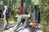 W Emilianowie odsłonięto odrestaurowany pomnik pilota z Września 1939