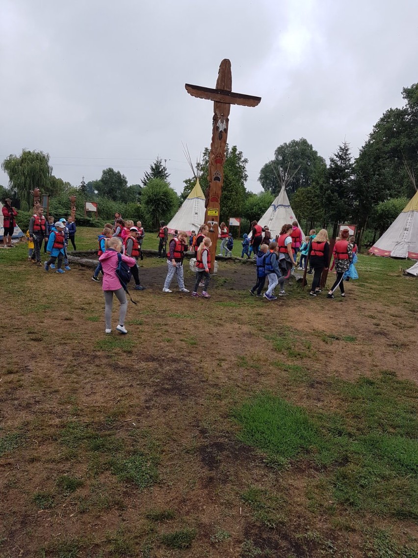 Dzieci z gminy Krzywiń bawili się w Nenufarze